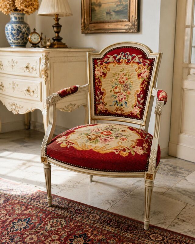 Francúzske kreslo Louis XVI